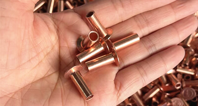 Бакарне заковице се испоручују у Европу