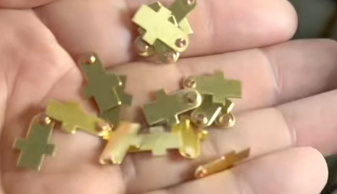 Масовна производња сребрних контактних штанцања